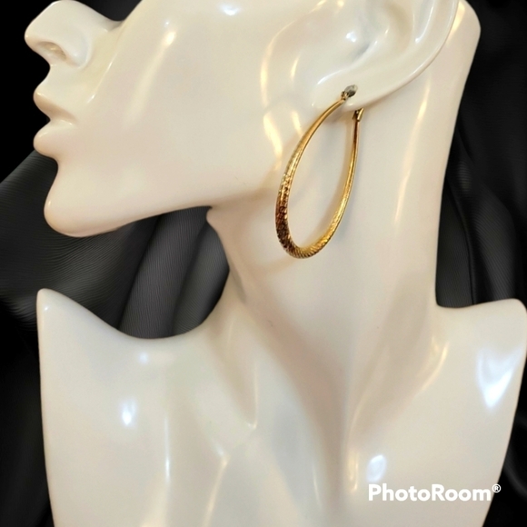 Vintage Jewelry - 3/$30 Goldtone Oval Hoop Huggie Earrings FLAWED